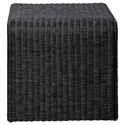 Cahya Sets Black