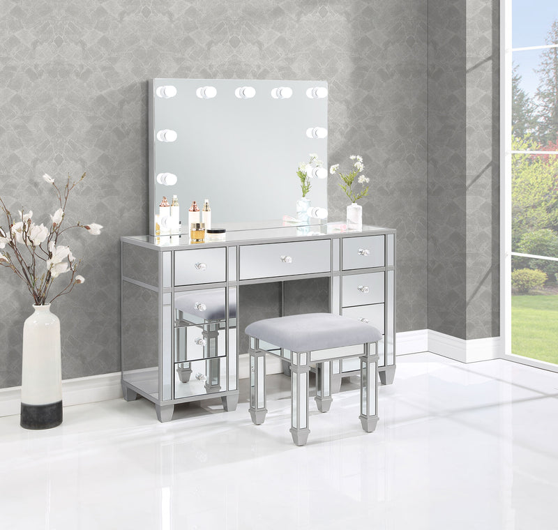 Allora Vanity Set