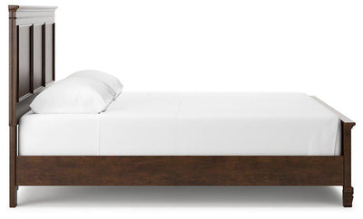 Danabrin Panel Bed