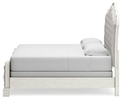 Arlendyne Upholstered Bed