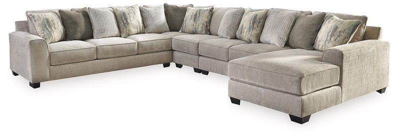 Ardsley Sectional with Chaise