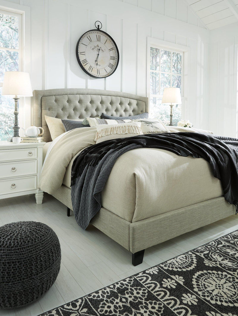 Jerary Upholstered Bed