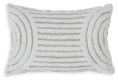 Farissen Pillow