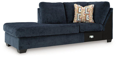 Aviemore Sectional with Chaise