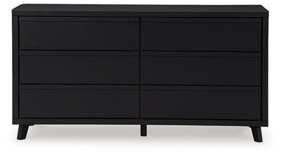 Danziar Dresser