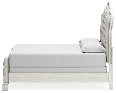 Arlendyne Upholstered Bed