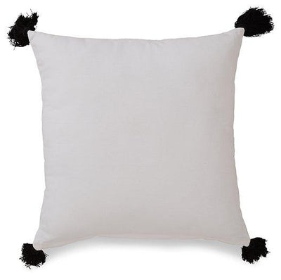 Mudderly Pillow (Set of 4)